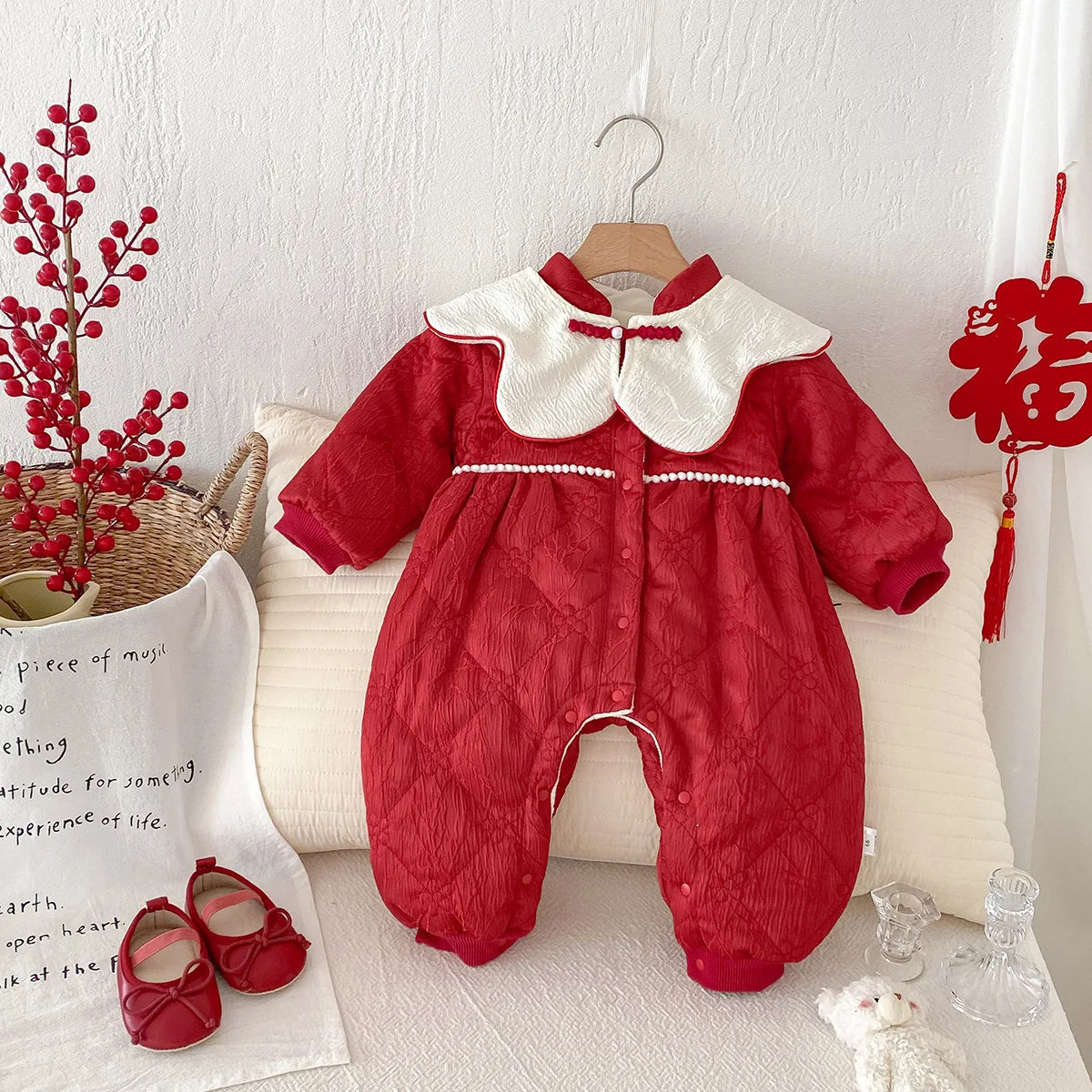 Baby Warm New Year Christmas Rompers 0-2 Year Old Korean Childrens Wear Winter Bodysuit Toddler Girls Sweetheart Outwear