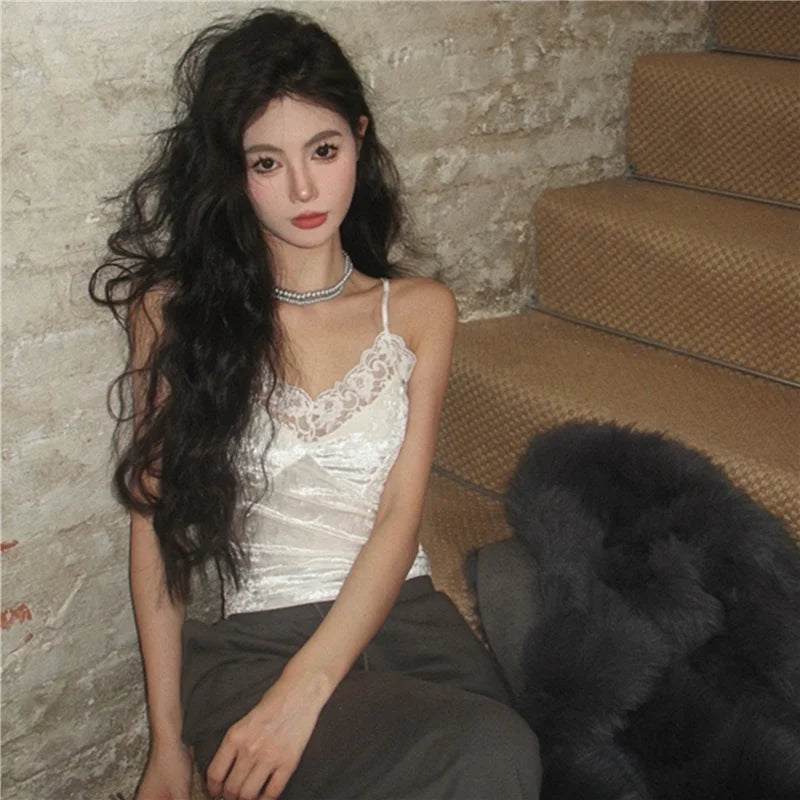 Lace Patchwork Velvet Csole Women's ort Sle Inner Wear Pad Included Slim Fit Base irt Top for Autumn Winter