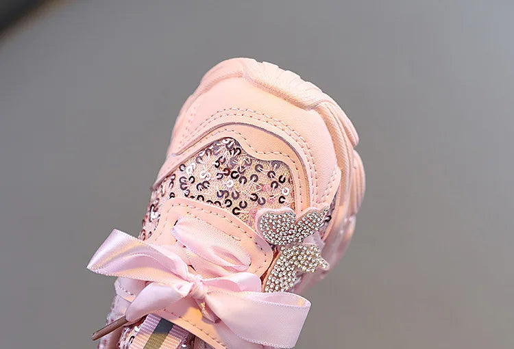 Children Shoes 2026 New Spring Toddler Girls Sport Shoes Bling Bling Soft Sole Breathable Outdoor Tennis Fashion Kids Sneakers