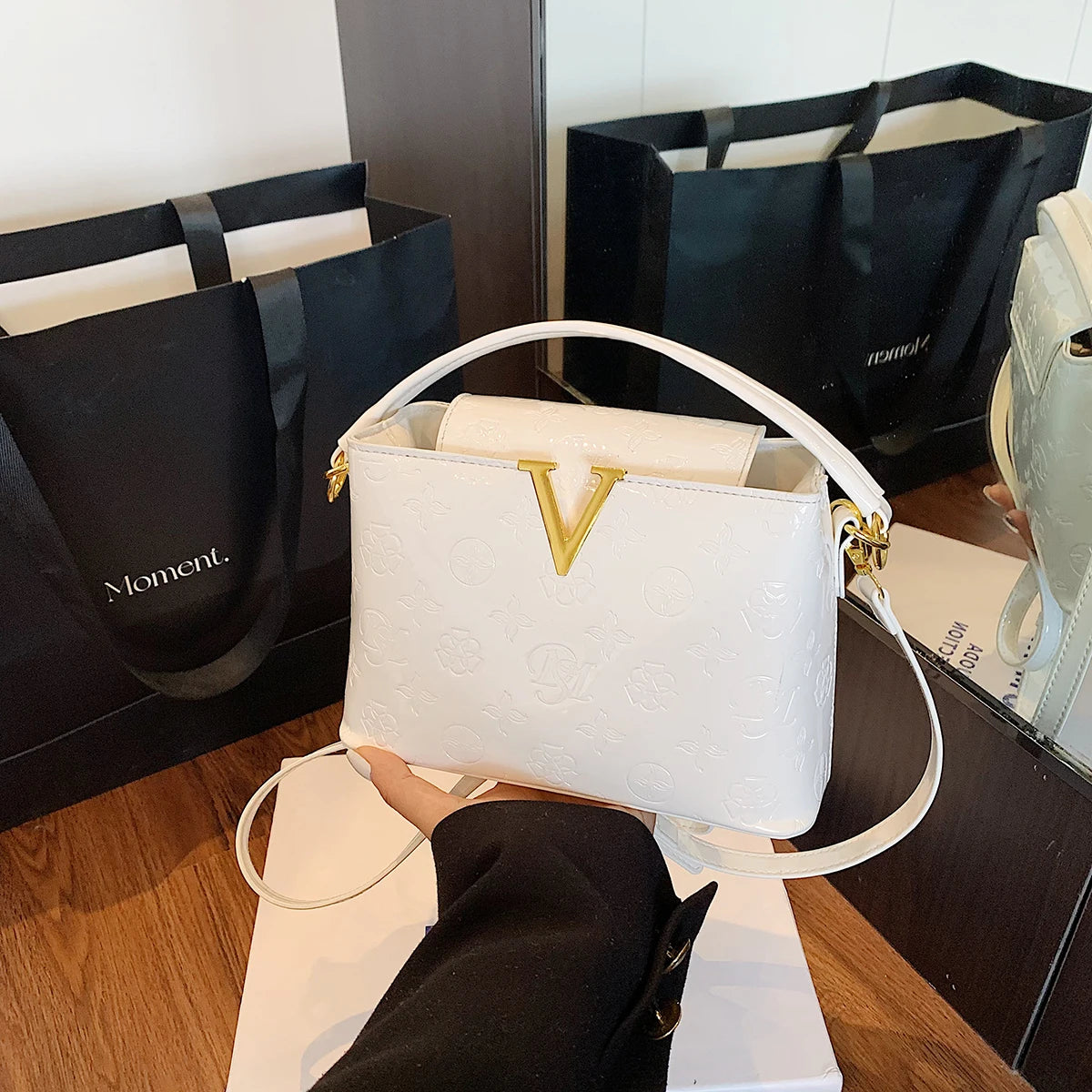 Elegant Trendy Smooth Shiny PU Solid Color Women Shoulder Bag Pattern Print Deco Handbag Crossbody Bag for Outings Party Travel