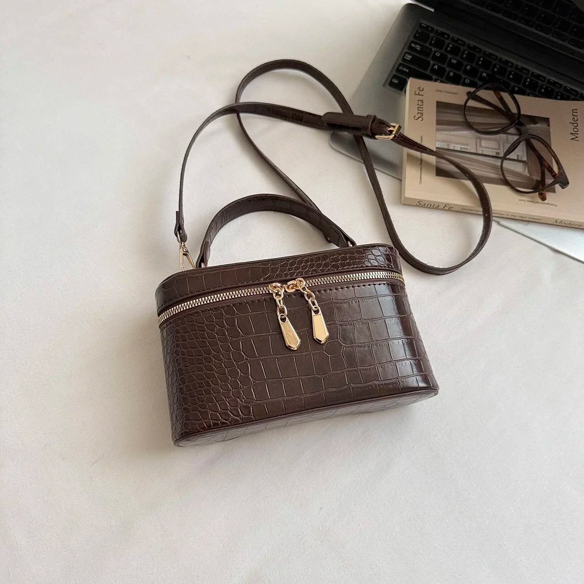 Luxury Crocodile Pattern Box Handbag for Women Elegant Faux Leather Mini Crossbody Bag Portable Top Handle Shoulder Purse