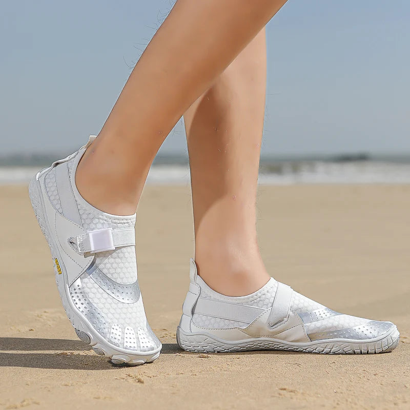 2024 Quick-Dry Women's Men's Waterproof Water Sneaker Barefoot shoes Snorkeling shoes zapatos de agua hombres Men's sandals36-48