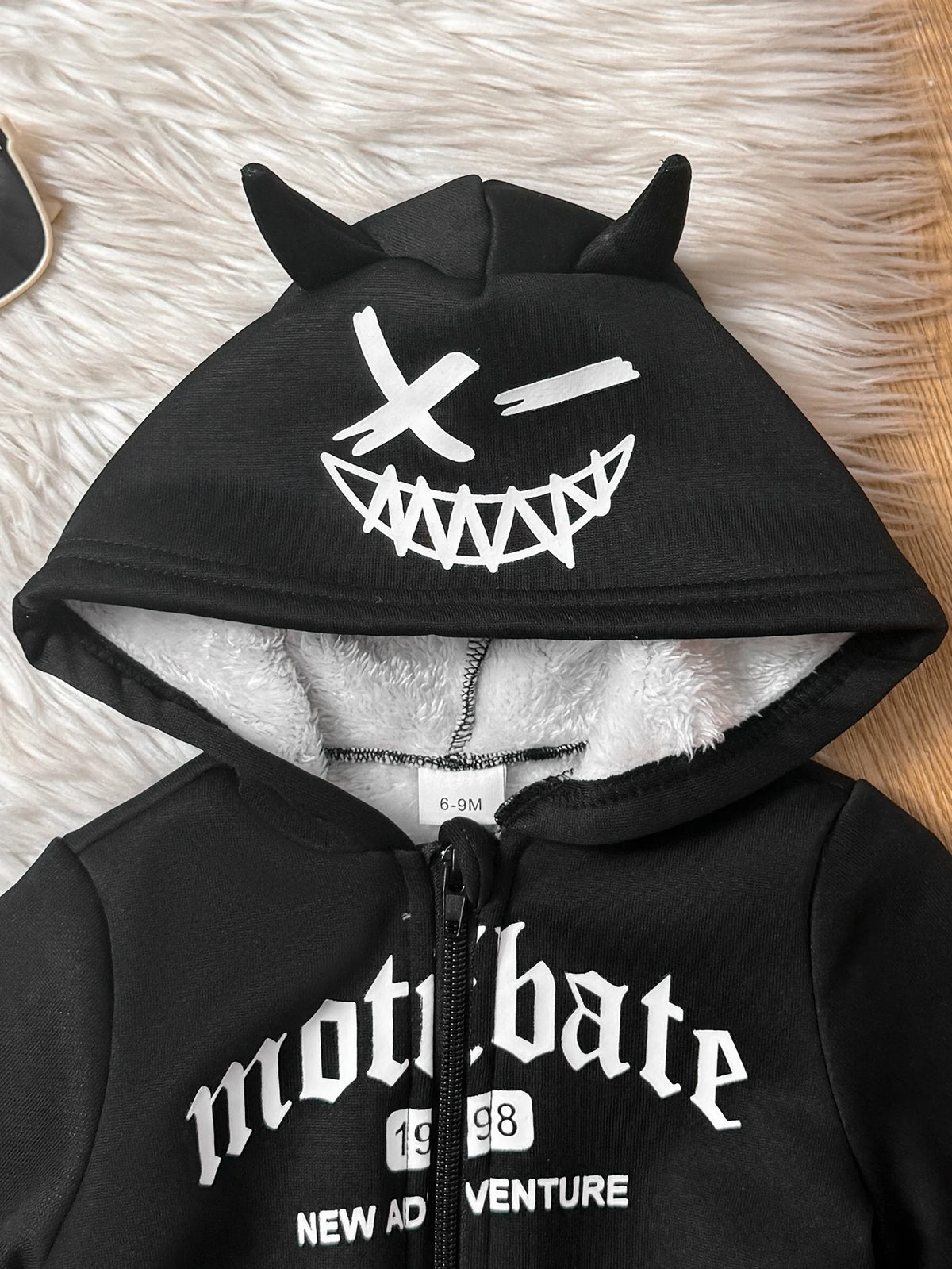 Baby Boy Autumn Winter Black Devil Horn Fleece Lined Hooded Zipper Jacket for Infants