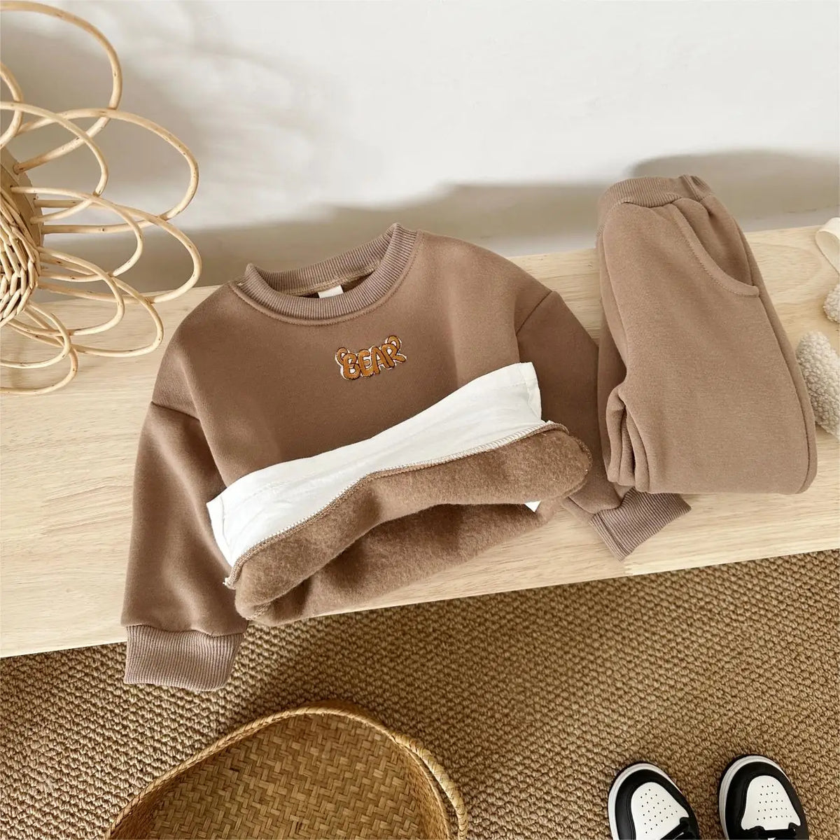 Winter Infan Baby Outfits Boy Girl Sets Velvet Cartoon Little Bear Print Cotton Long Sleeve Tops+Pants Baby  Children Clothing