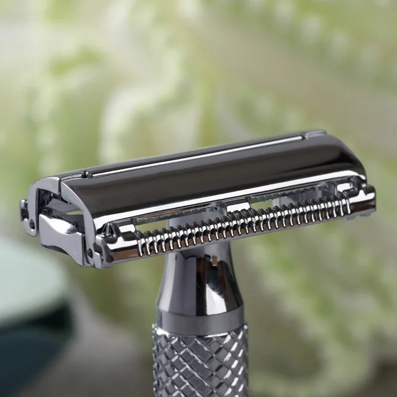 Yaqi Monarch Chrome Color Safety Razor 0.90mm Blade Gap 85MM Handle Length And 13.5MM Diameter For Mens Precise Shave Experience