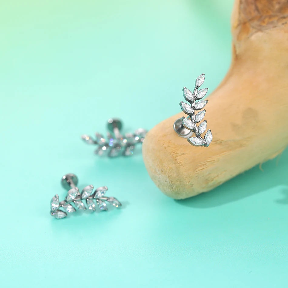 1/5PCS Titanium 16G Tragus Daith Helix Lobe Ear Piercing for Women Leaf Star Zircon Cartilage Stud Earring Piercing Jewelry Gift
