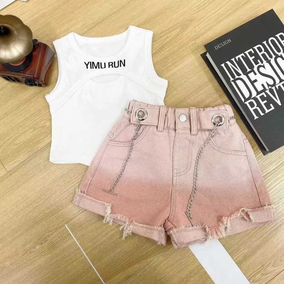 Girls' Summer Clothing Set 2025 New Children's Tank Top Denim Shorts Two Piece Set Girls' Elegant Summer Fashion