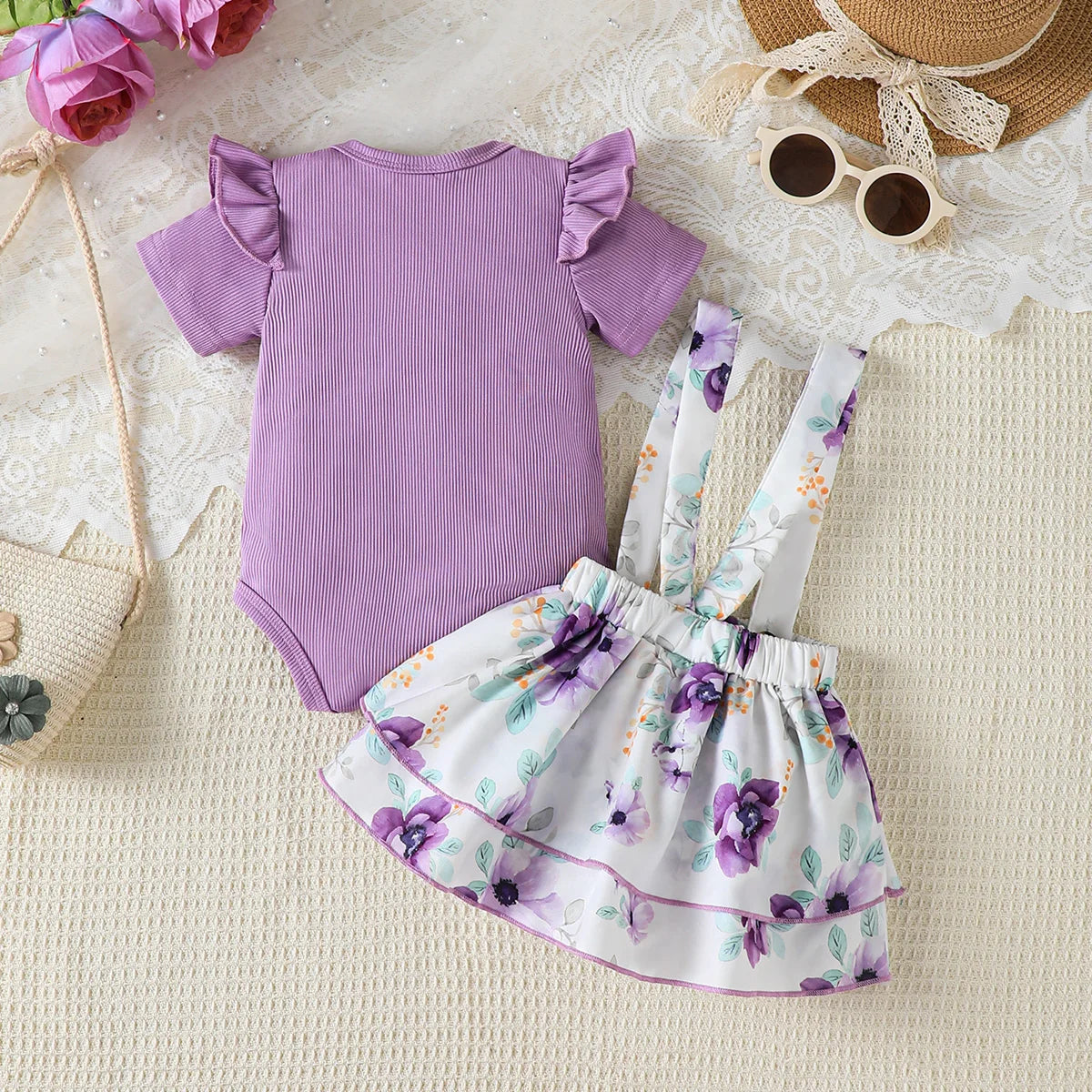 2Pcs/set of Baby Girl Flying Sleeve Top+Floral Suspender Skirt Fashionable Set for 0-18 Months Cute Baby girl Summer clothing