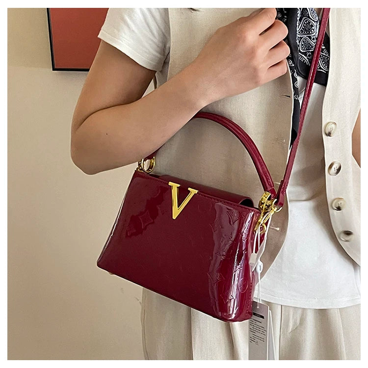 2026 Elegant Ladies Messenger Bag, High-Quality Leather Shoulder Bag For Women With Famous Designer Practical Style