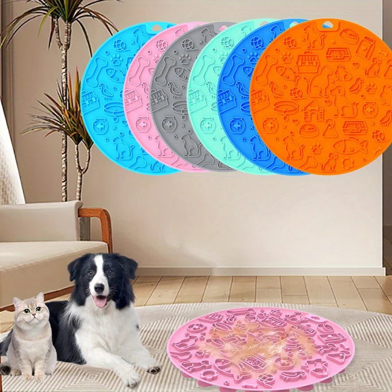 Pet Feeding Mat Silicone Dog Licking Pad Square Dogie Feeding Training Pad for Dry-wet Food Dog Feeder Pet Mat Water Feeding Mat