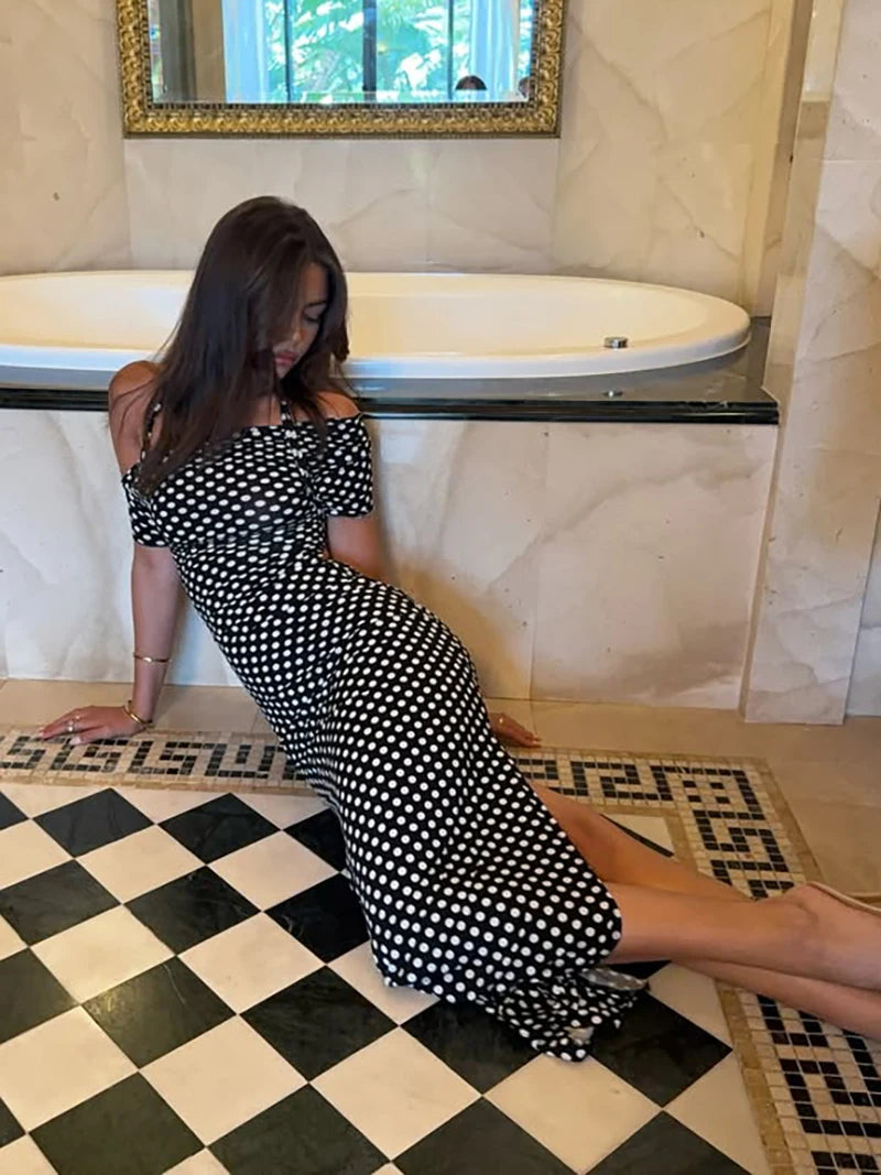 Mozision Off-shoulder Polka Dot Maxi Dress For Women Gown Fashion Halter Sleeveless Backless bodycon Split Long Dress Elegant