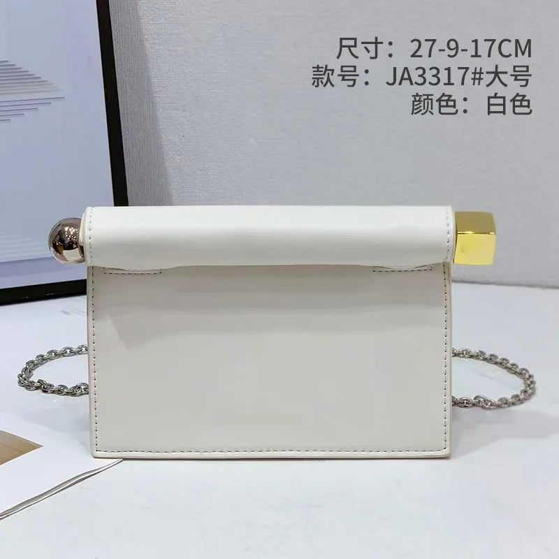 Luxury Designer Big Handbag for Women New Fashion Take-out Clutch with Metal Dreses Purses Prom Bag for Ladies Crossbody Bag