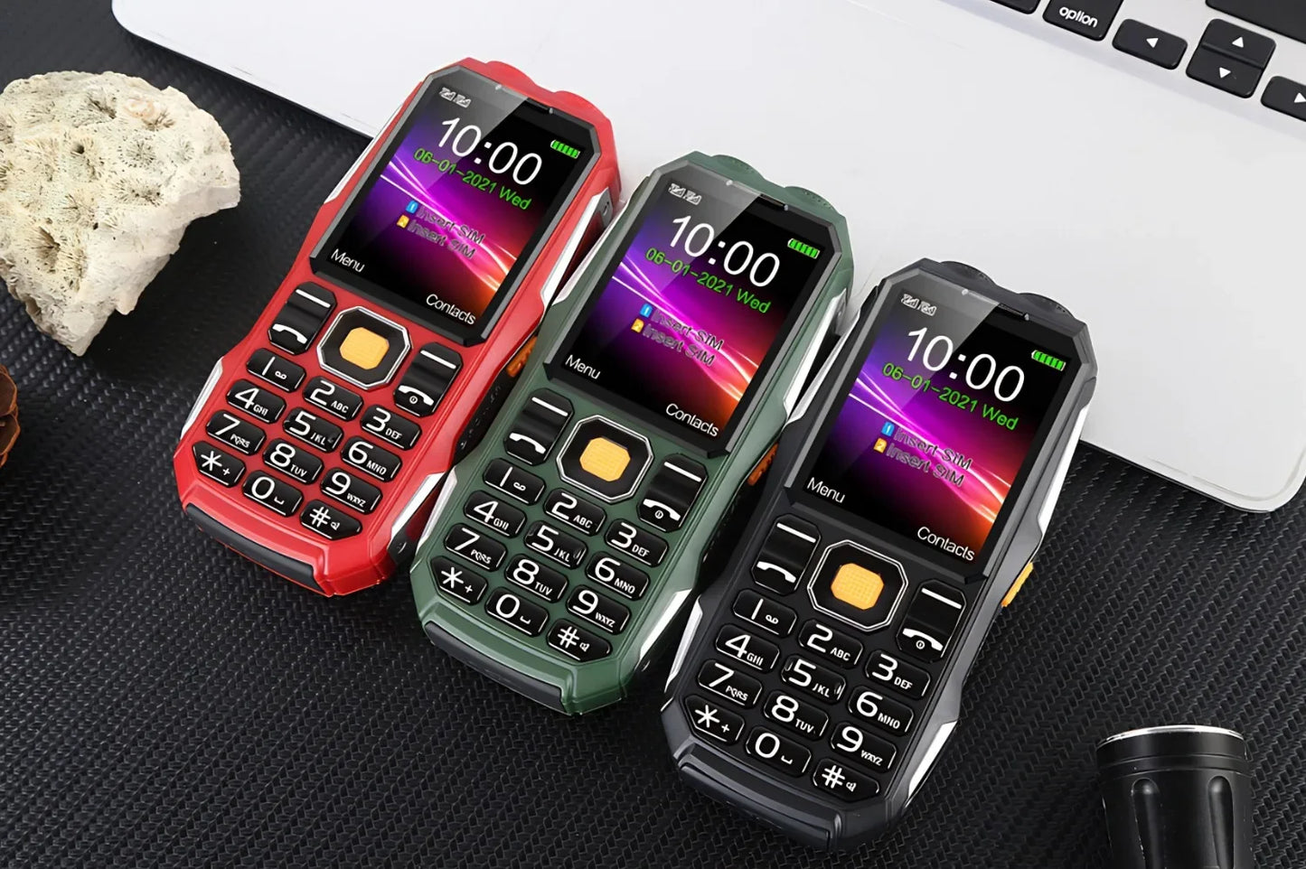 Low Price Rough Phone Big Battery Push-Button Quick Call 3 Sims Loud Speaker Two Torch GSM 2G Large Display Durable Senior Phone