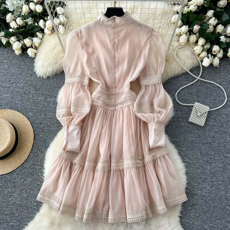 Luxury Vintage Women's Lace patchwork dress 2025 Spring Beach Long puff sleeve mini dresses White Black Lady vestidos 4D145