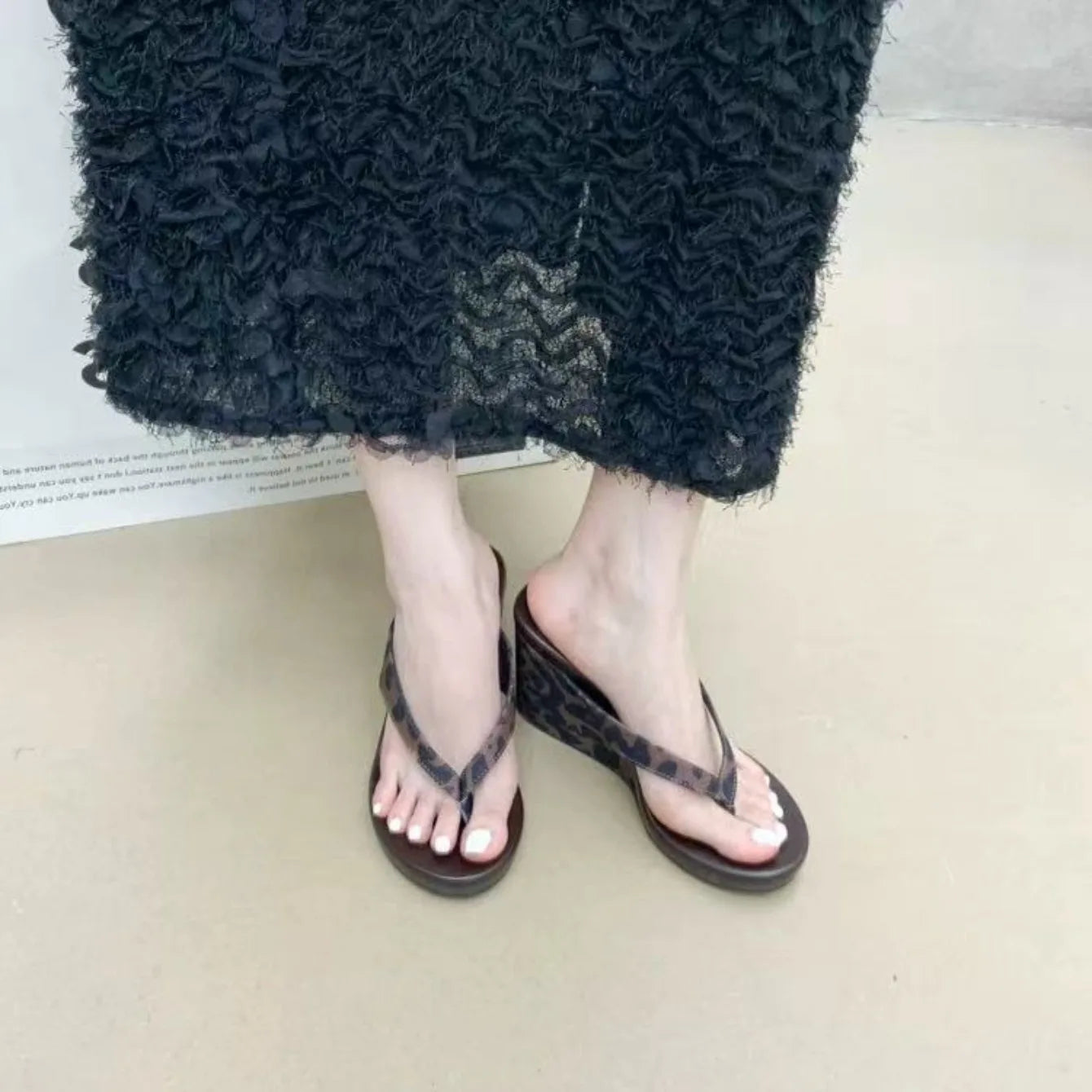 Women's Clip Toe Wedge Heel Slippers Summer Comfortable Outdoor Street Style Shoes Women's Sexy Leopard Print Slide Flip Flops