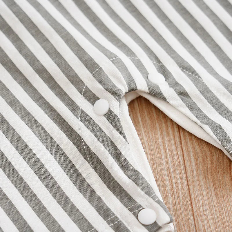 0-18 Baby Jumpsuit Cute Cartoon Shoulder Strap Mouse Cotton Comfortable Boy And Girl Summer Short Sleeved Newborn Clothes