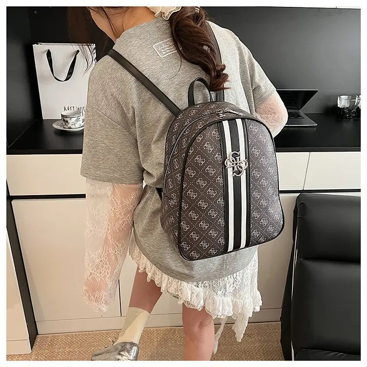 Luxury large capacity outdoor travel handbag, modern trendy women's backpack, classic design zipper shoulder bag