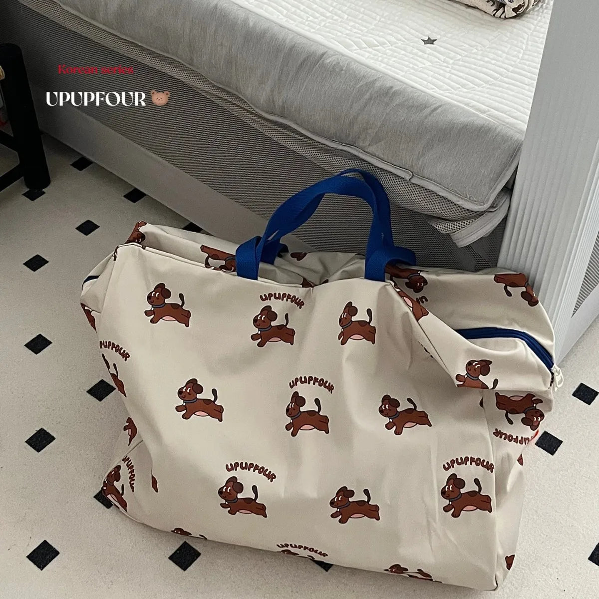 Large Capacity Quilt Storage Bag Baby Items Waterproof Mommy Travel Bag Family Clothing Diapers Organizer Cute Kids Storage Bag