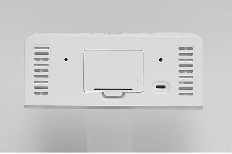 7'' LED Digital Alarm Clock Table Clock Three-Level Adjustable Brightness Dimmer/Dual Alarm/Temp/Date/Night Light for Bedrooms