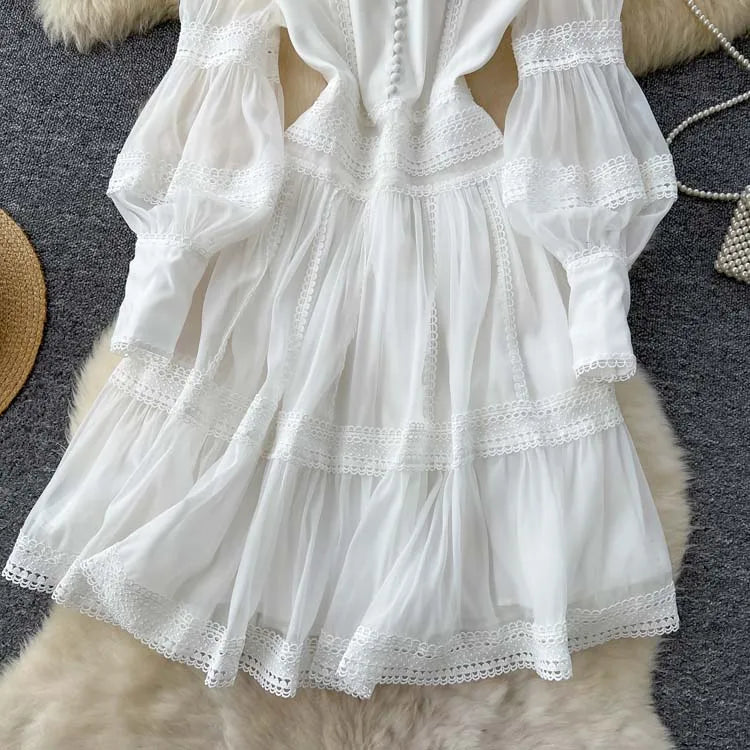 Luxury Vintage Women's Lace patchwork dress 2025 Spring Beach Long puff sleeve mini dresses White Black Lady vestidos 4D145