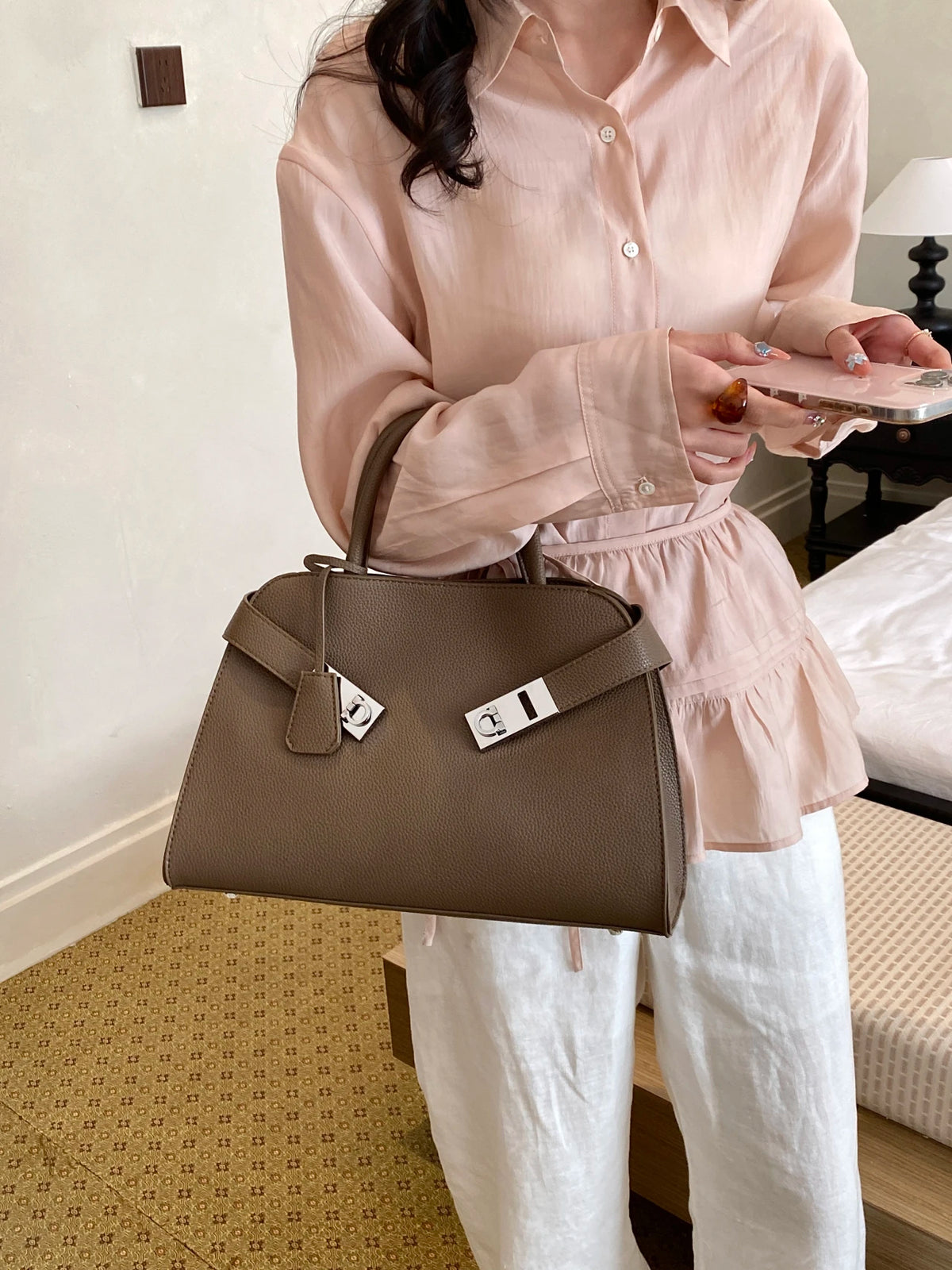 Luxury Brand Diaper Bag, Famous Designer Popular Classic Elegant, Leather Ladies Shoulder Messenger Purse