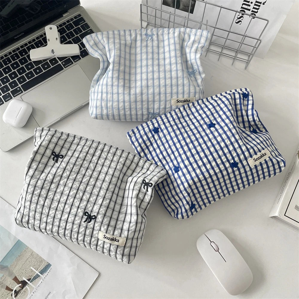 Blue Plaid Embroidery Floral Makeup Bag for Women Brush Lipstick Organizer Pouch Travel Cosmetic Storage Toiletry Wash Case Bag