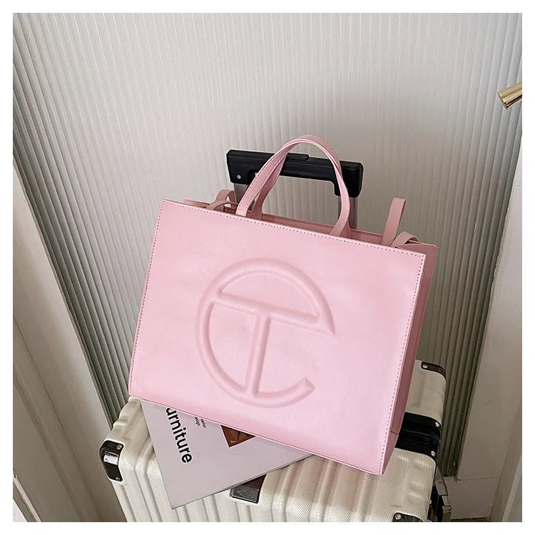 2026 Fashion Elegant Classic Paris Diaper Bag Unique Leisure Business Crossbody Purse for Women Daily Commute Work