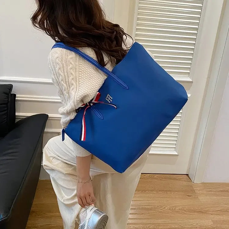 Vintage Elegant Diaper Bag: Luxury Crossbody Handbag For Women With Designer Letter Logo And Large Capacity Tote Function