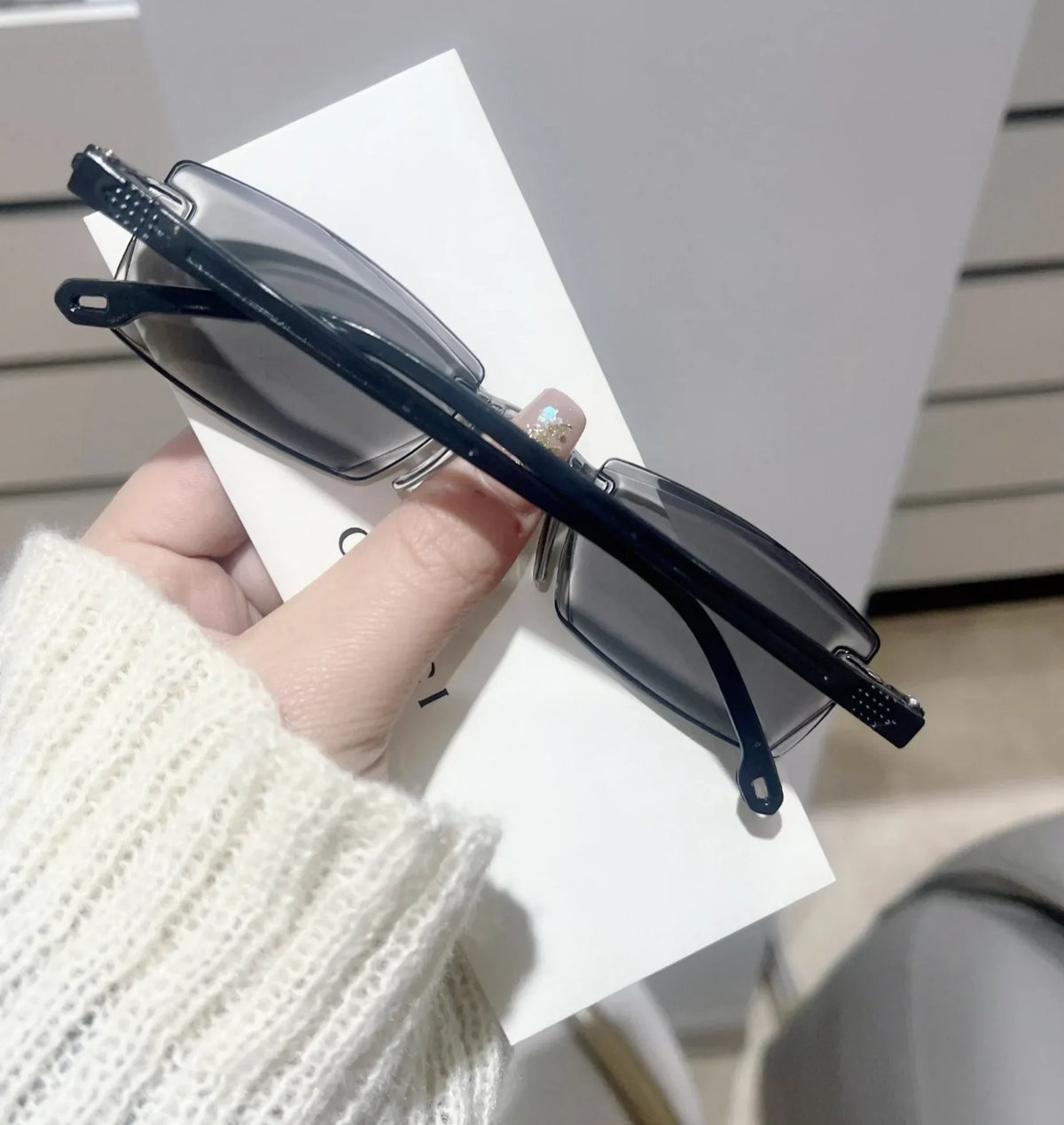 Anti Blue Light Reading Glasses HD Photochromic Lightweight Rimless Presbyopic Glasses For Men Women Seniors Business Style New
