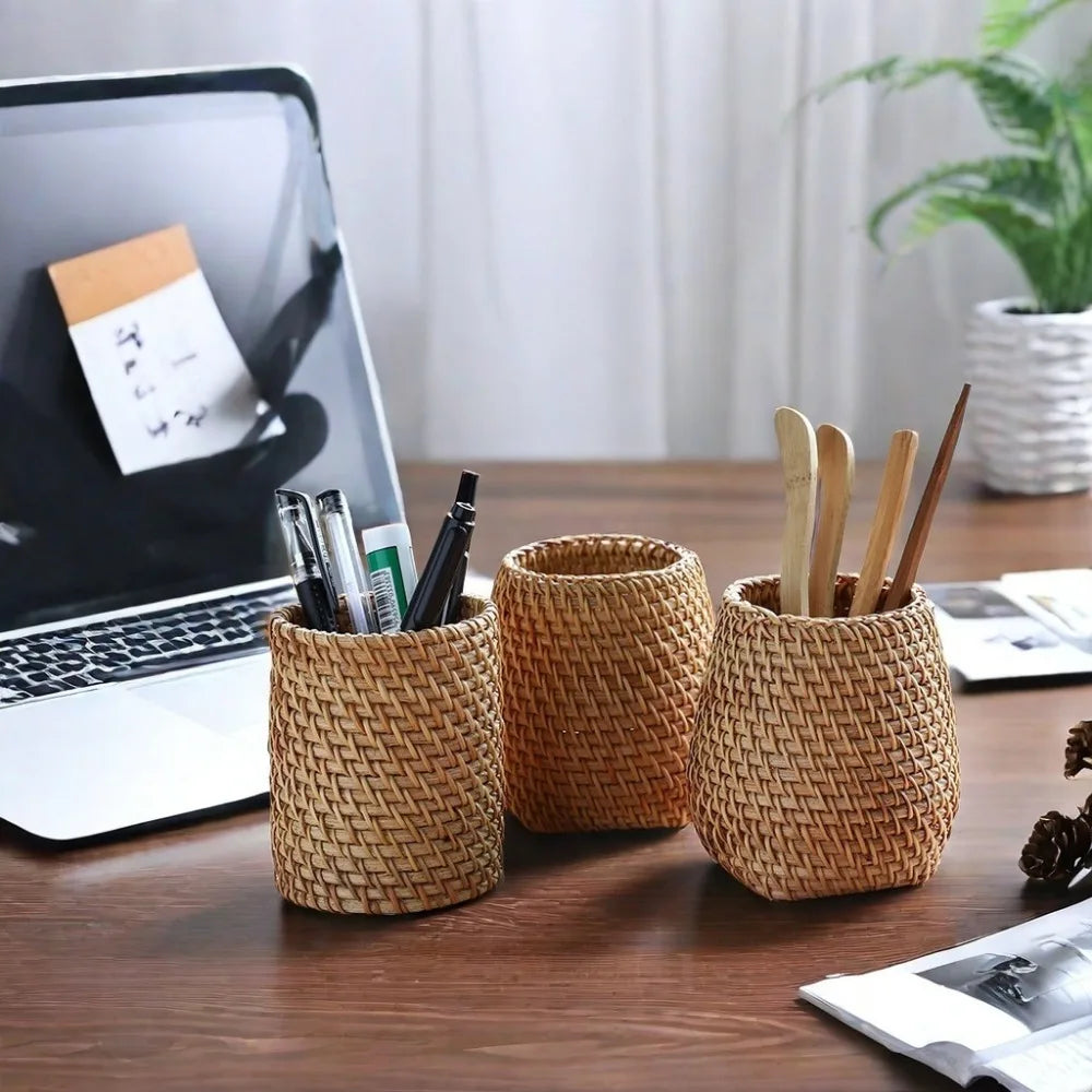 Rattan Pencil Holder, Handmade Wicker Pen Cup Makeup Brushes Holder, Woven Vine Desk Organizer Pen Container Box
