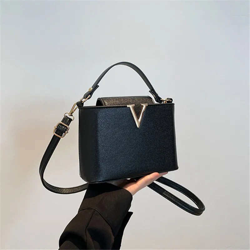 Luxury Women's Tote Bag, Chic V Shaped Stylish Pu Leather Bucket Bag, Top Cover Handbag Women Shoulder Crossbody Bags for Woman