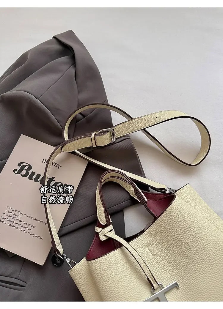 Unique High-End Leather Diaper Bag: Elegant Crossbody Messenger Bag For Women With Vintage Designer Look And Large Capacity