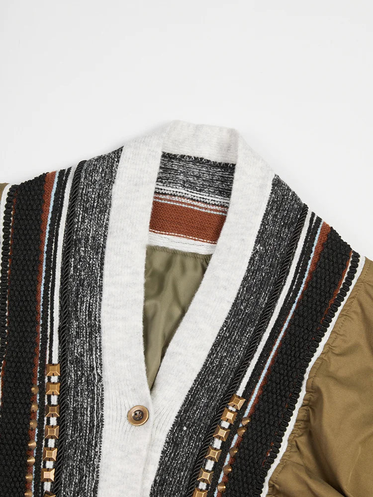 DEAT Fashion Women's Jacket Rivet Patchwork Tassel V-neck Long Sleeve Single Breasted Contrast Color Coat Spring 2025 New CP0361