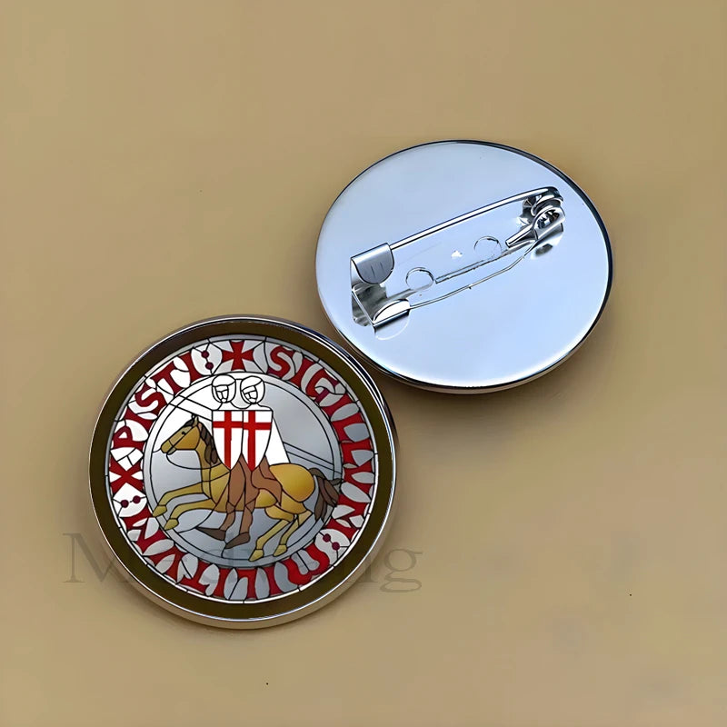 New Knights Templar brooch men's Red Cross Freemason emblem glass lapel badge hat backpack pin