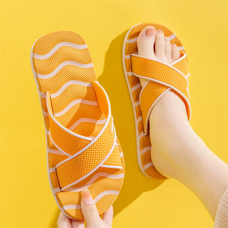 Couple Style Men's and Women's New Summer Beach Shoes Lightweight Flip-Flops Non-Slip Large Size Slippers Thick-Soled Anti-Odor