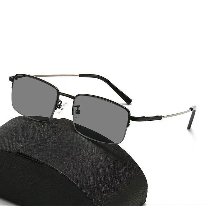 Color-changing Dual-purpose Reading Glasses Progressive Multi-focus Intelligent Zoom Titanium Memory Anti-blue Light XTP1832