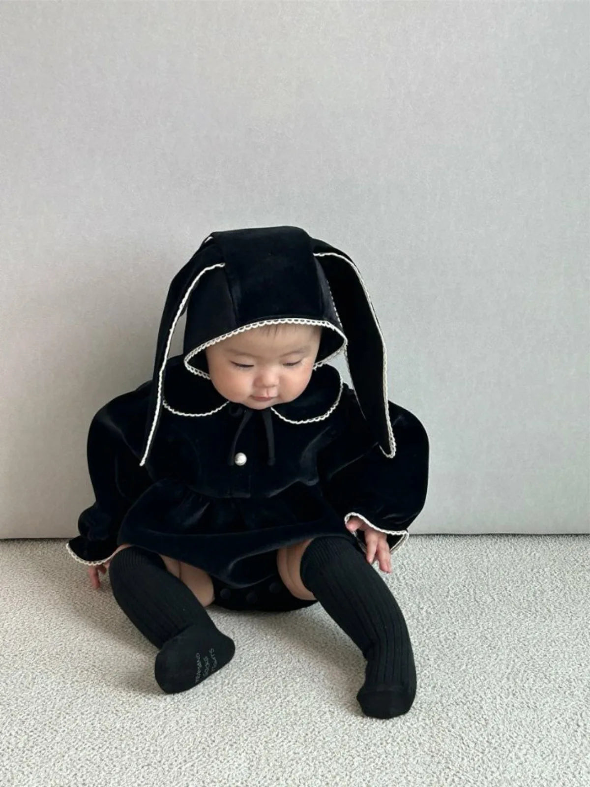 2025 Winter New Baby Girl Long Sleeve Warm Bodysuit + Cute Rabbit Hat 2pcs Set Toddler Girl Fleece Jumpsuit Infant Clothes