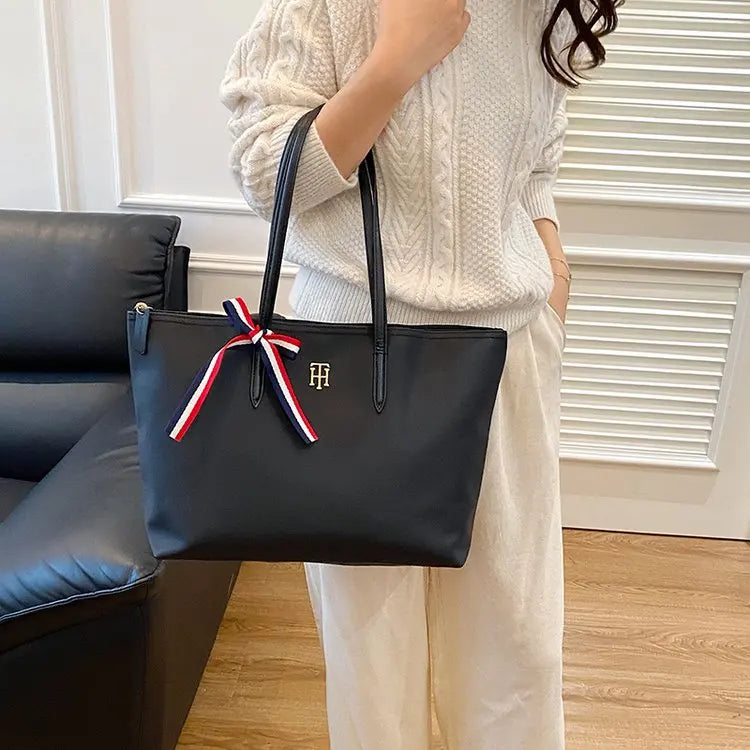 Vintage Elegant Diaper Bag: Luxury Crossbody Handbag For Women With Designer Letter Logo And Large Capacity Tote Function
