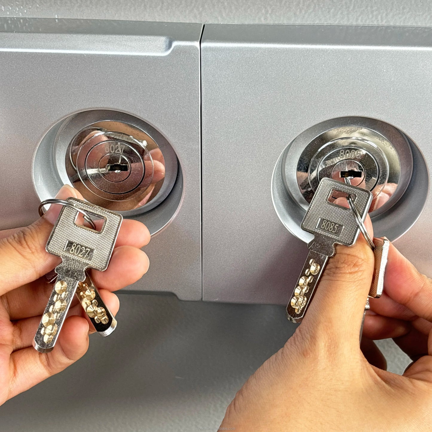 Key Lock Fireproof Safe Box Electronic Safe Security Usage For Home Hotel Storage Fire Resistant Safe Secure Storage