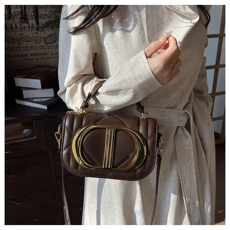 Luxury Chic Designer Diaper Bag For Women Large Capacity Tote Elegant Leather Crossbody Handbag For Fashionable And Practical