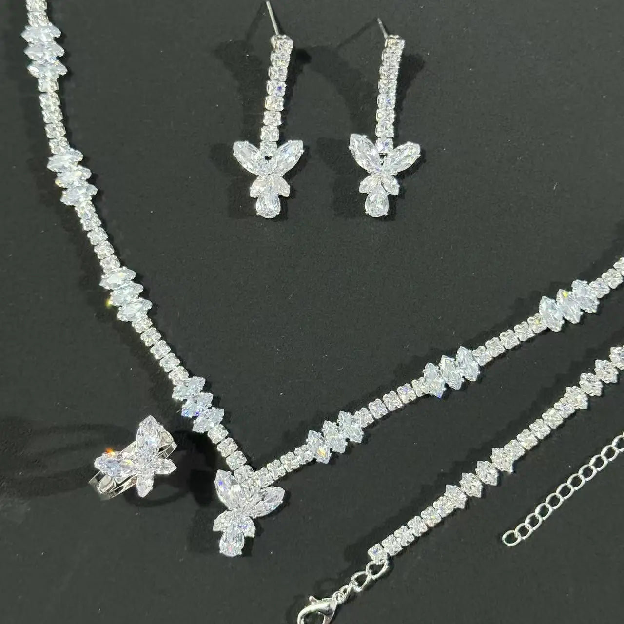 Ladies' necklace, hand jewelry, earrings, rings, wedding jewelry, 5-piece set, wedding jewelry accessories