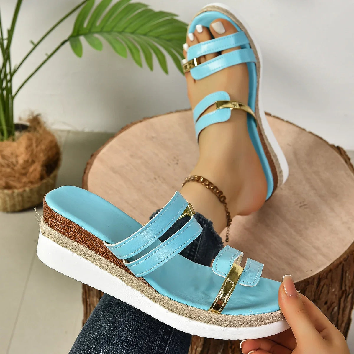 Women Wedge Slippers 2024 New Summer Platform Sandals Outdoor Beach Casual Shoes for Women Durable Luxury Slides Women