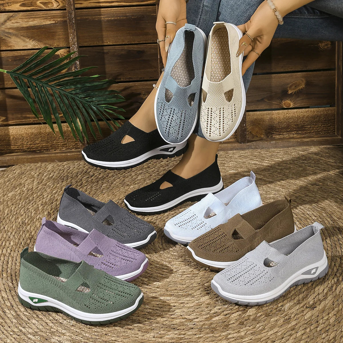 Women's Casual Sports Shoes with Breathable Mesh, Fashionable and Versatile, Soft Soles, Comfortable and Casual 2026 New