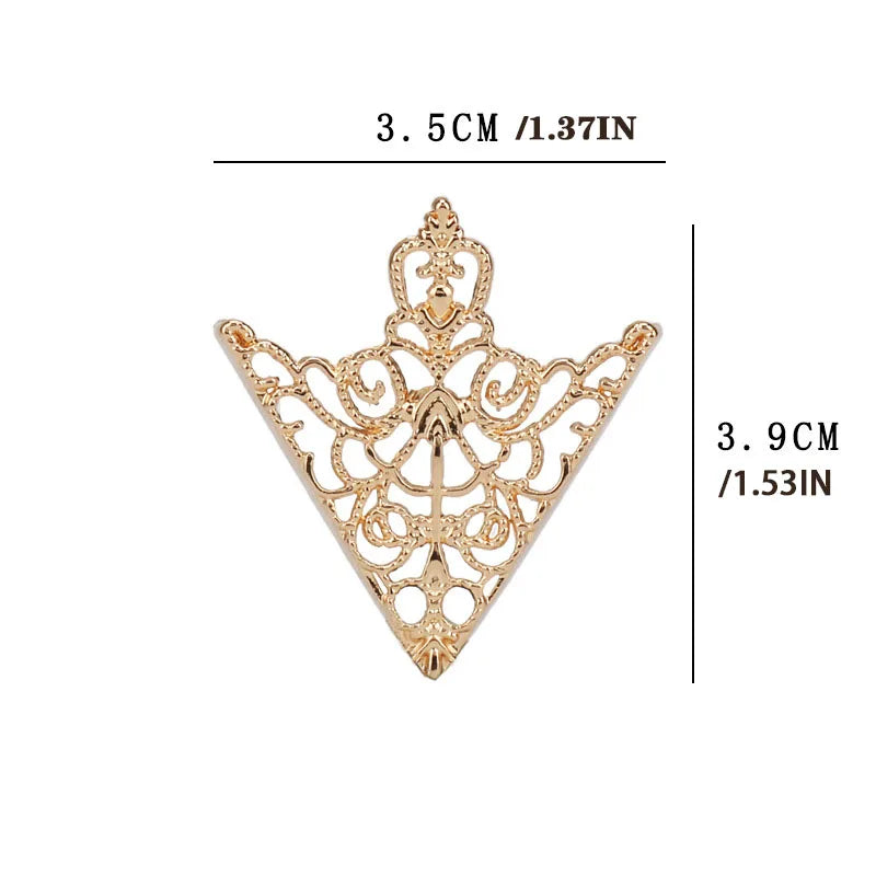 Fashion Classic Triangle Hollowed Out Shirt Collar Pin for Men Women Crown Collar Corner Badge Brooch Jewelry Accessories