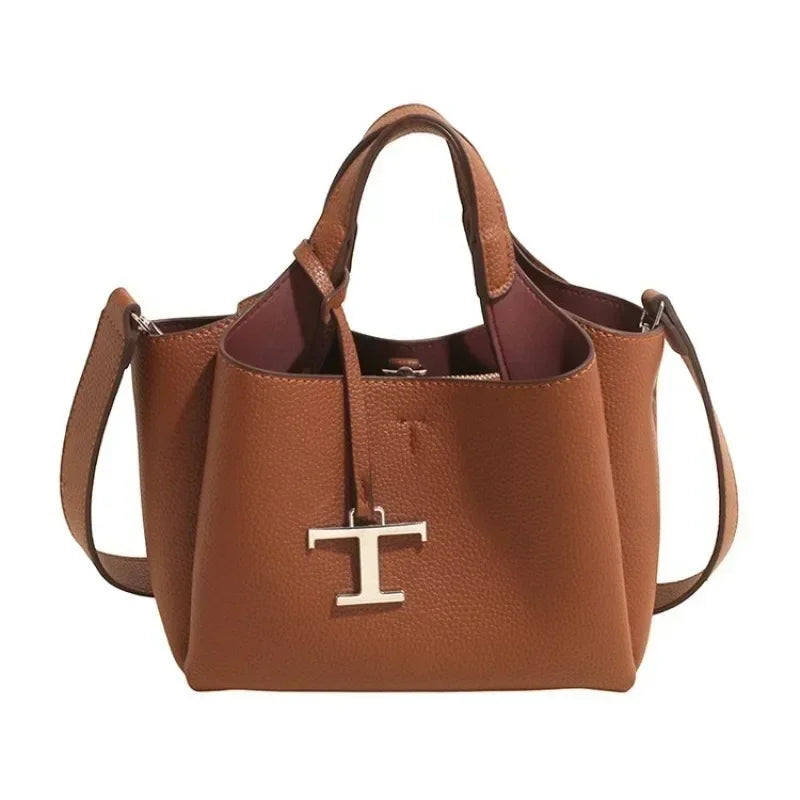 Unique High-End Leather Diaper Bag: Elegant Crossbody Messenger Bag For Women With Vintage Designer Look And Large Capacity