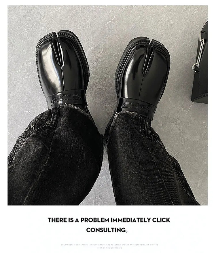 Split toe horseshoe shoes for men's thick sole Loafer shoes Tabi shoes patent leather Korean version trend casual leather shoes