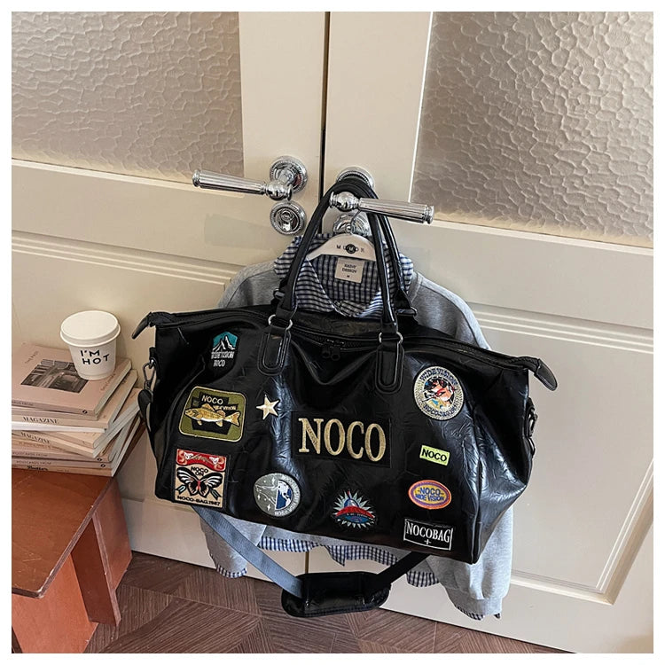 Fitness Travel Bag Suitable for Both Men and Women, Can Be Carried by Hand, Worn over the Shoulder or Cross-Body， Pu Leather Bag