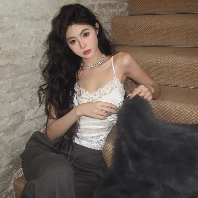 Lace Patchwork Velvet Csole Women's ort Sle Inner Wear Pad Included Slim Fit Base irt Top for Autumn Winter