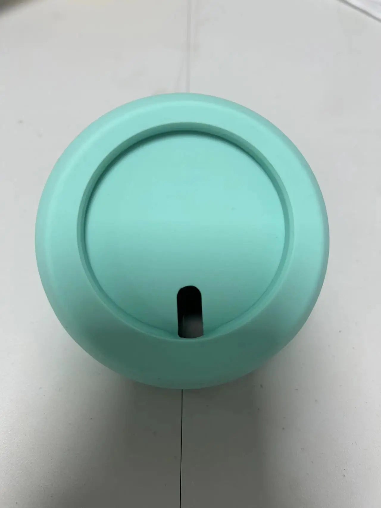 Ball Shape Magnetic Silicone Charging Desk Holder Stand for Magsafe IPhone 15 14 13 12 Pro Fast Charger Dock Station Accessories