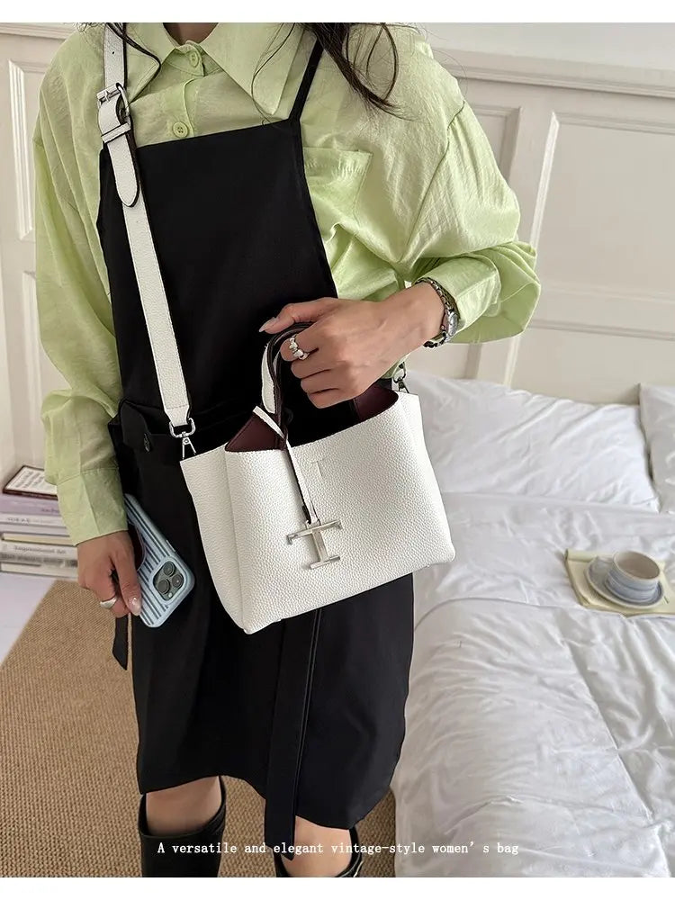 Unique High-End Leather Diaper Bag: Elegant Crossbody Messenger Bag For Women With Vintage Designer Look And Large Capacity